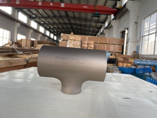 Legierter Stahl-Fitting ENTSPRECHEN T-STÜCK 4&quot; 3MM EEMUA 146/1 ASTM B466 UNS C70600 das T-STÜCK