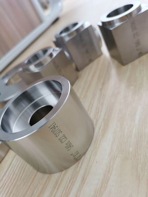 B564 N08811 Geschmiedete Nickellegierungsmuffen-Schweißkupplung 9000# Rohrverschraubungen