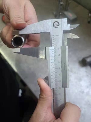 Nickel-legierter Stahl-Fitting 90 Ellbogen 5" LR SMLS   Kolben-Schweißens-Installation Geschlechtskrankheit Monel 400