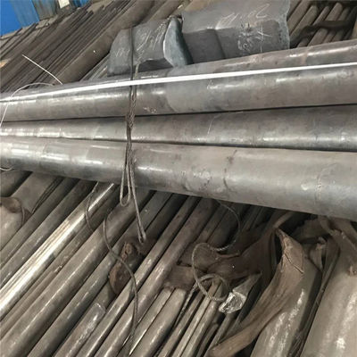 Vergüteter legierter Stahl Rundmaterial, hergestellt mit Warmwalztechnologie, EAF LF VD, ausgelegt für Zuverlässigkeit in industriellen Anwendungen