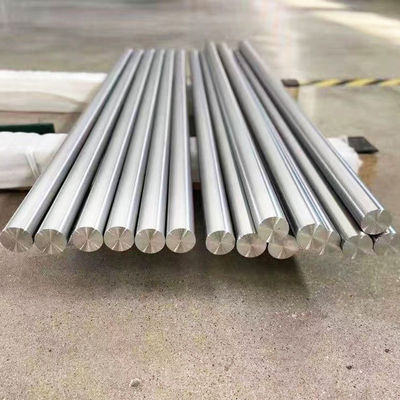 Vergüteter legierter Stahl Rundmaterial, hergestellt mit Warmwalztechnologie, EAF LF VD, ausgelegt für Zuverlässigkeit in industriellen Anwendungen