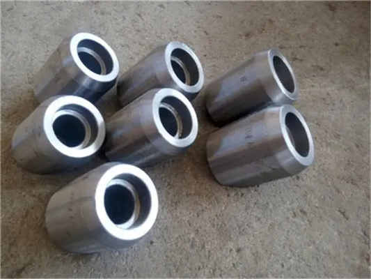 ASME B16.9 Schaltfläche Schweißkopplung Anpassbares Material z. B. Kohlenstoffstahl Edelstahl NPS1/2"-60" Schnelle Lieferung Niedriges MOQ