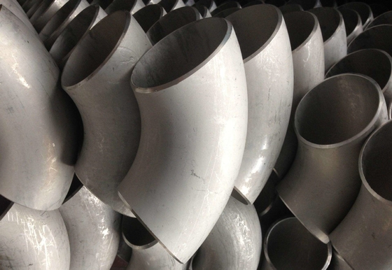 Kolben-Schweißens-Rohrverbinder-legierter Stahl 6&quot; SCH80 90 Grad-Ellbogen