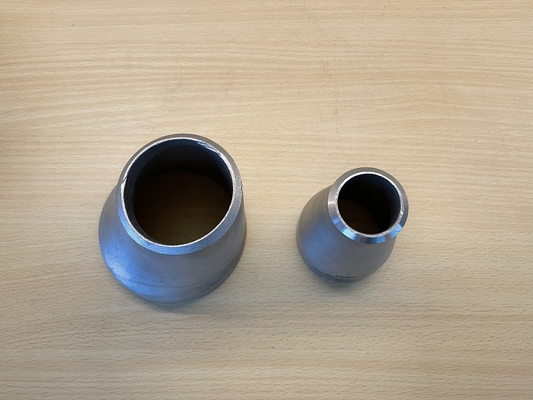 Legierter Stahl-Fitting A234 WP11 CL1 ASME B16.9 CL2 konzentrischer Reduzierer-starke Wand